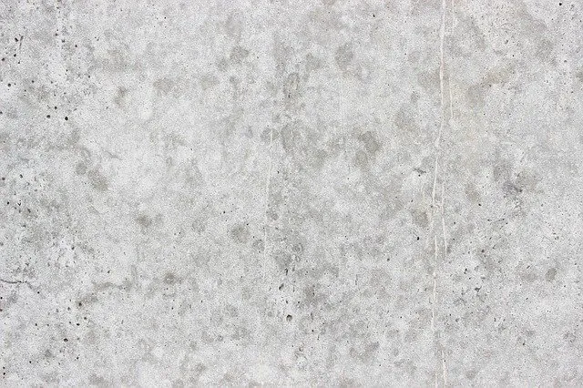 Płyty betonowe na ścianę